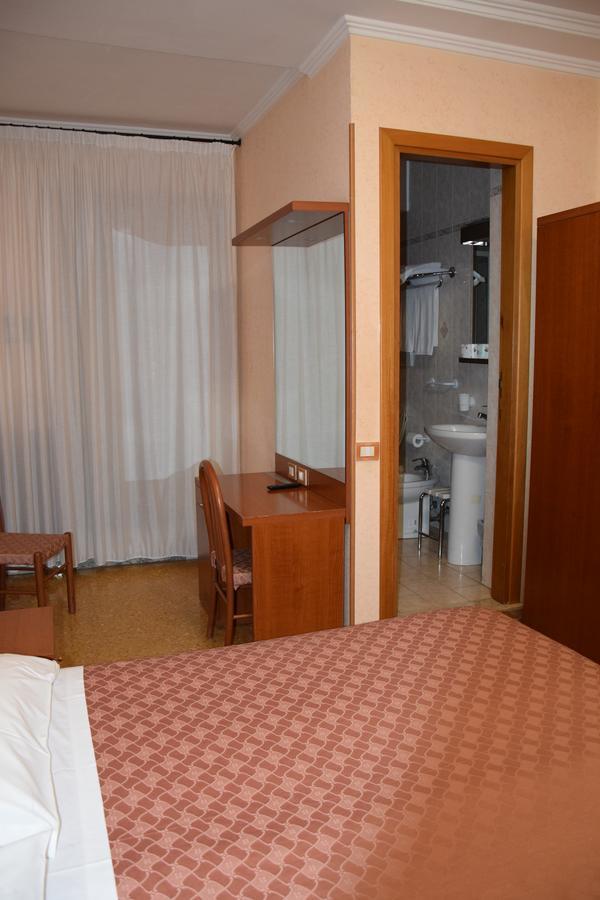 Hotel Bruna Rome Exterior photo