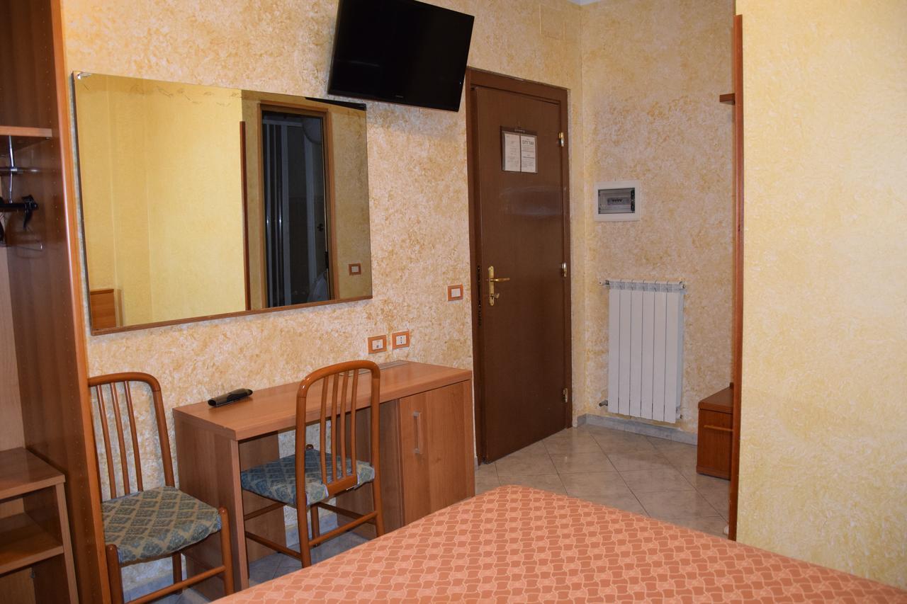 Hotel Bruna Rome Exterior photo